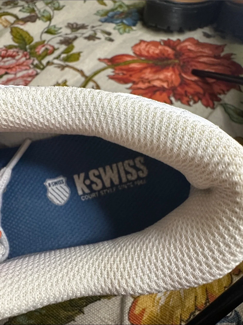 K-Swiss Women's White Low-Top Lace-Up Sneakers